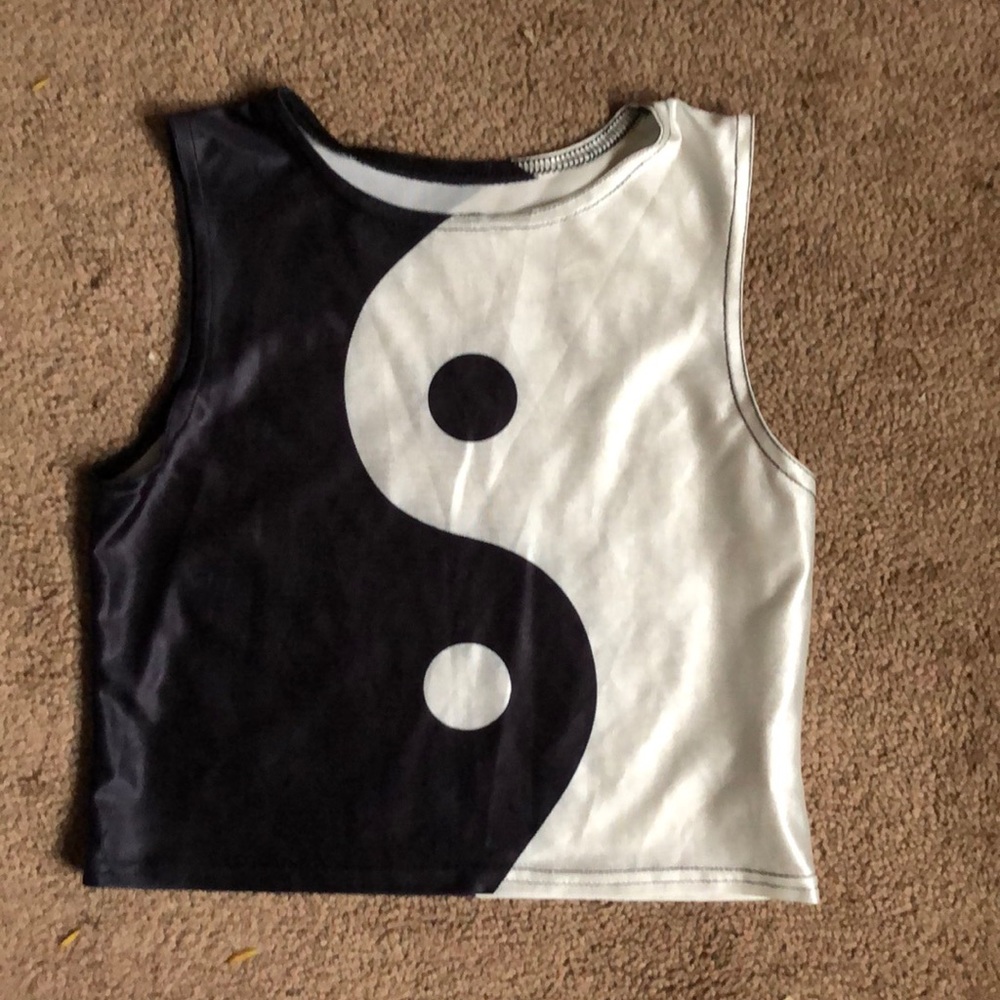 YingYang Crop Top.